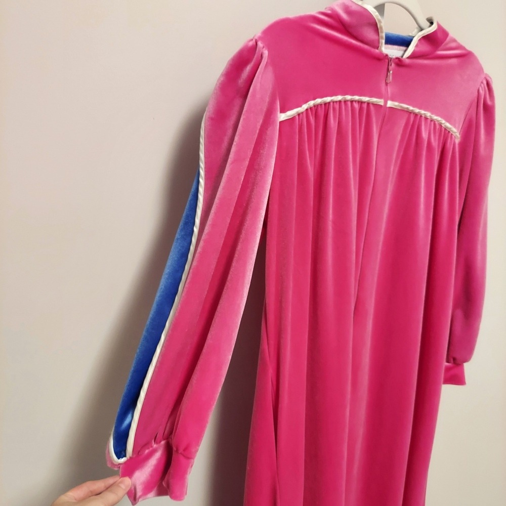 Vandemere Vintage Pink Velour Nightgown House‎ Dress USA S Retro Princess